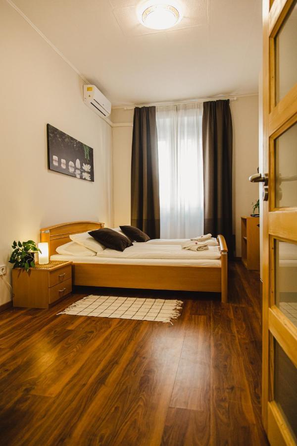 Old Town Apartman Budapeste Exterior foto
